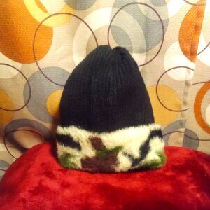 TIME AND TRU CAMOUFLAGE KNIT BEANIE